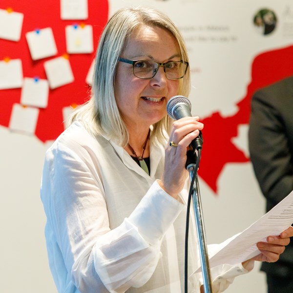 Assoc Prof Lee Davidson